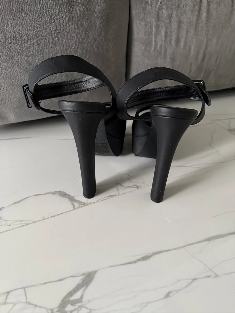 SHEIN strap thick sandals